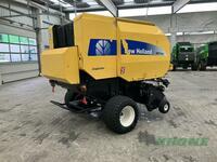 New Holland - BR750A